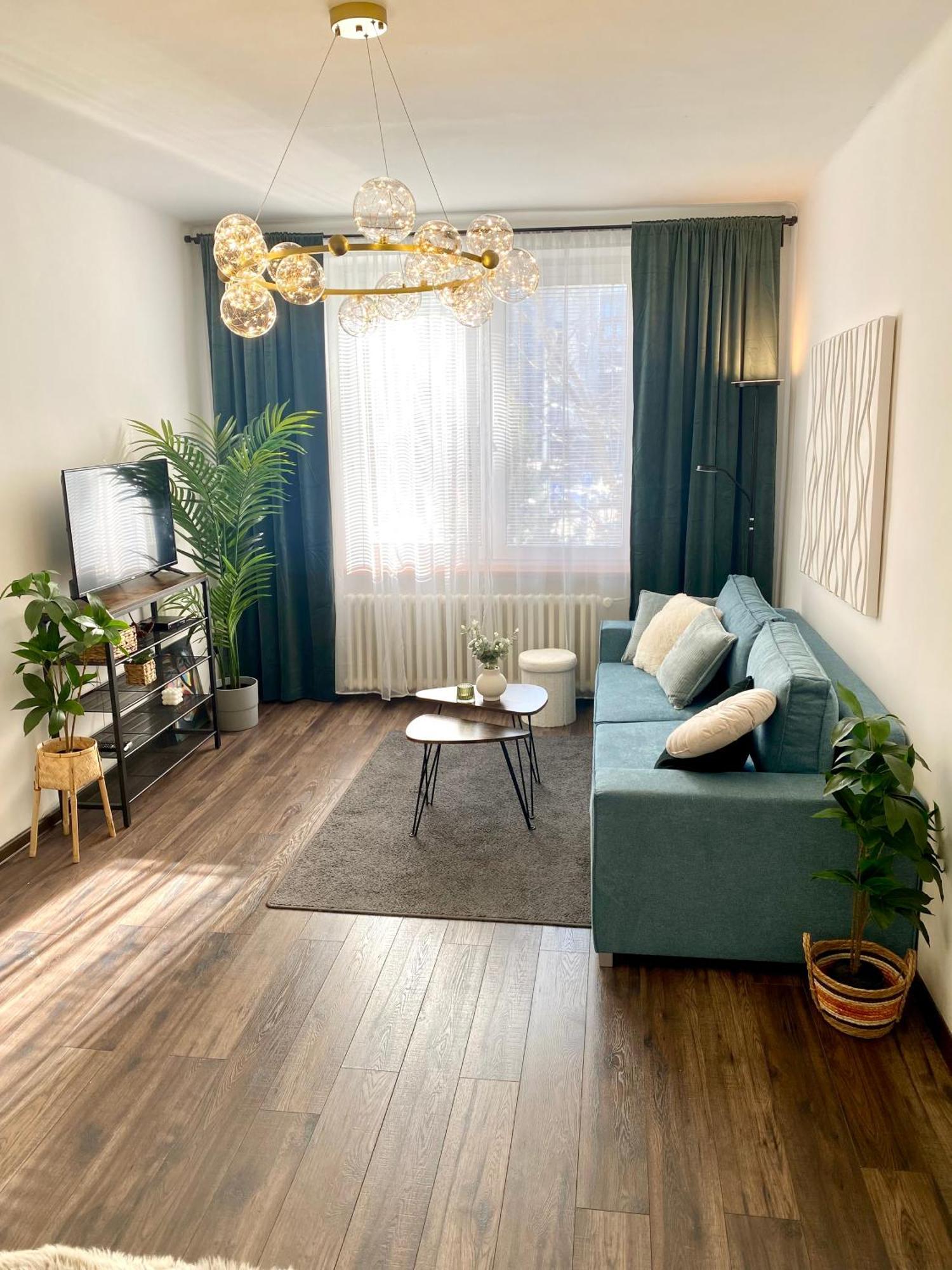 ברטיסלאבה James Dean Apartment - Next To Nivy Bus Station & Mall מראה חיצוני תמונה